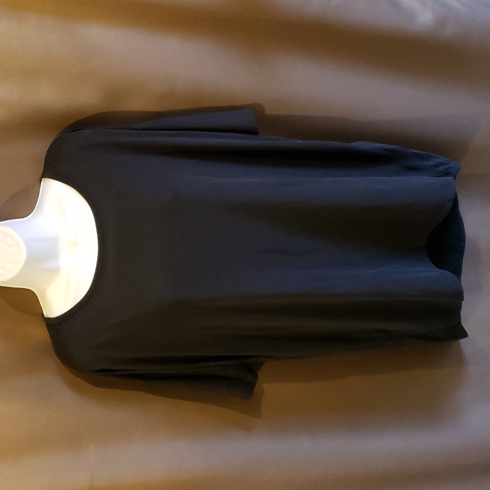LuLaRoe Short Sleeve Black Shirt Size S